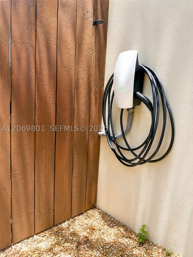 Photo - 3538 SW 1st Ave