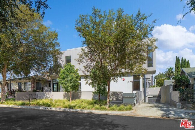 Building Photo - 3808 College Ave Unit 6 Rental