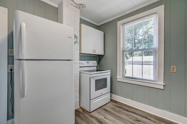 Photo - 6225 Driftwood Ln