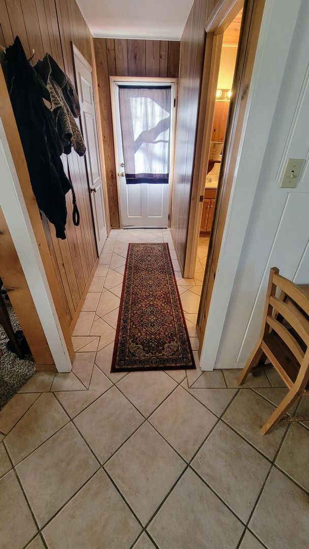 Photo - Cozy Studio on a Spacious Corner Lot – All...