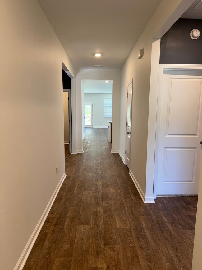 219 Greenwich Dr