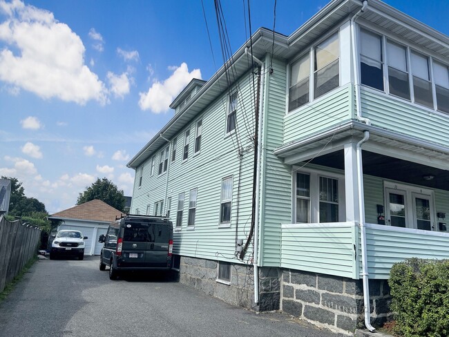 11 Hughes St Unit 2