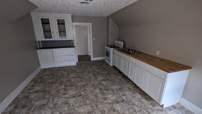 Photo - MULTI FAMILY TRIPLEX Unidad 3