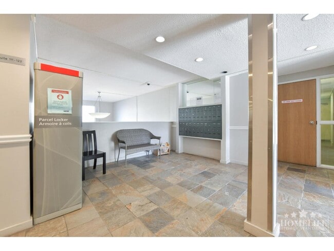 Photo - 1850 Southmere Crescent E Unité 314