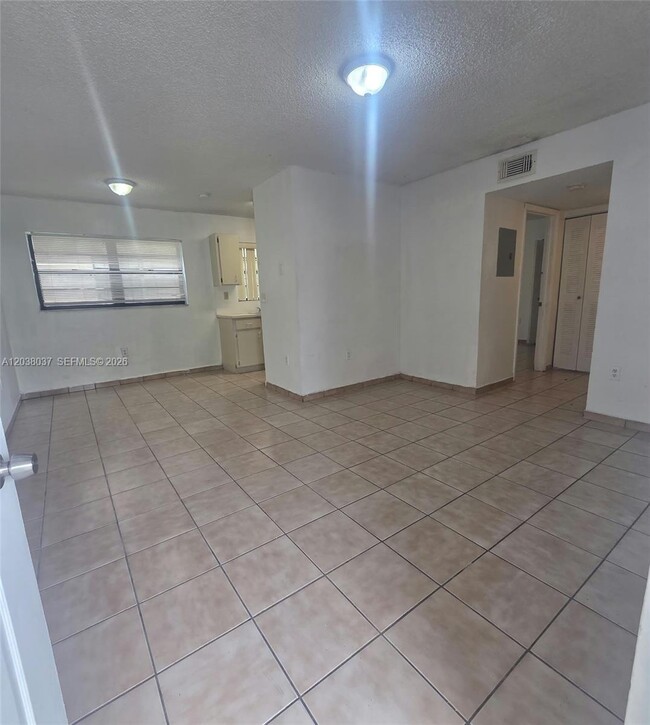 Photo - 2560 W 60th St Unit 104