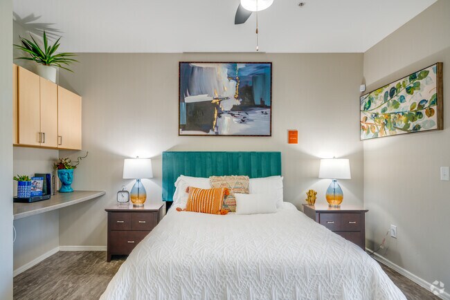 1BR, 1BA - 1,004SF - Sweetwater At Metro North