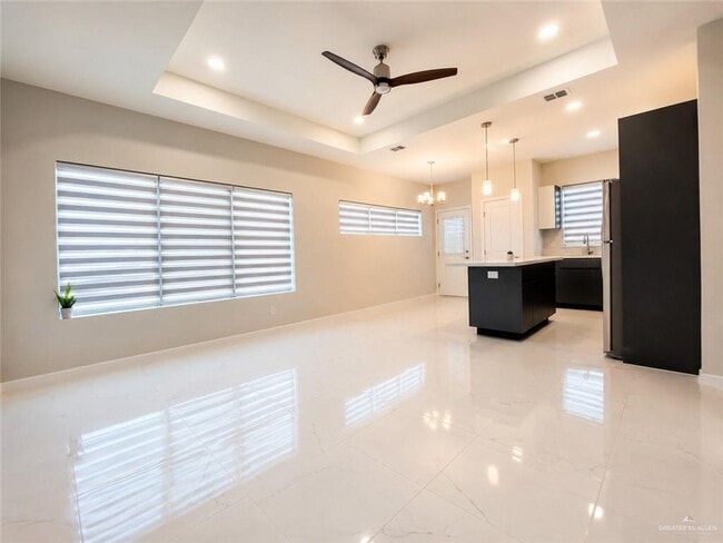 1428 E Iris Ave Unit 1