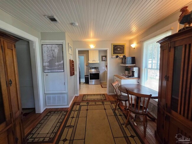 Photo - 430 S 1st St