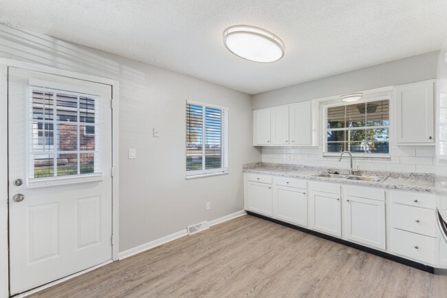 Photo - Stonebrook of Franklin