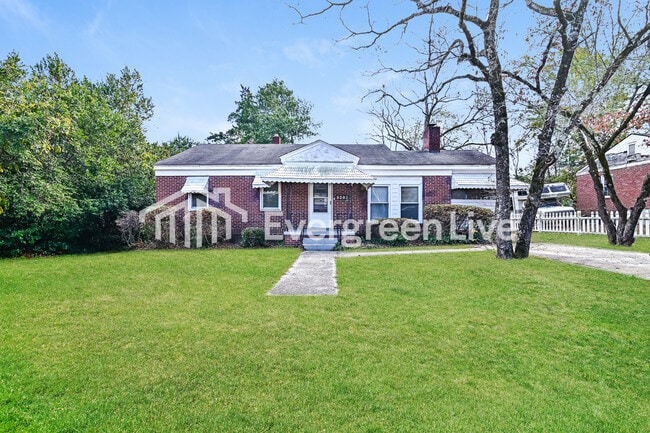 Photo - 6207 Moses St