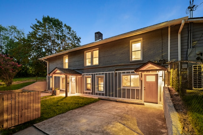 Photo - 26 Hanover St Unit B