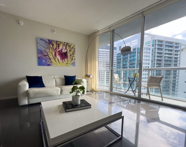 Building Photo - 485 Brickell Ave Unit ID1240591P Rental
