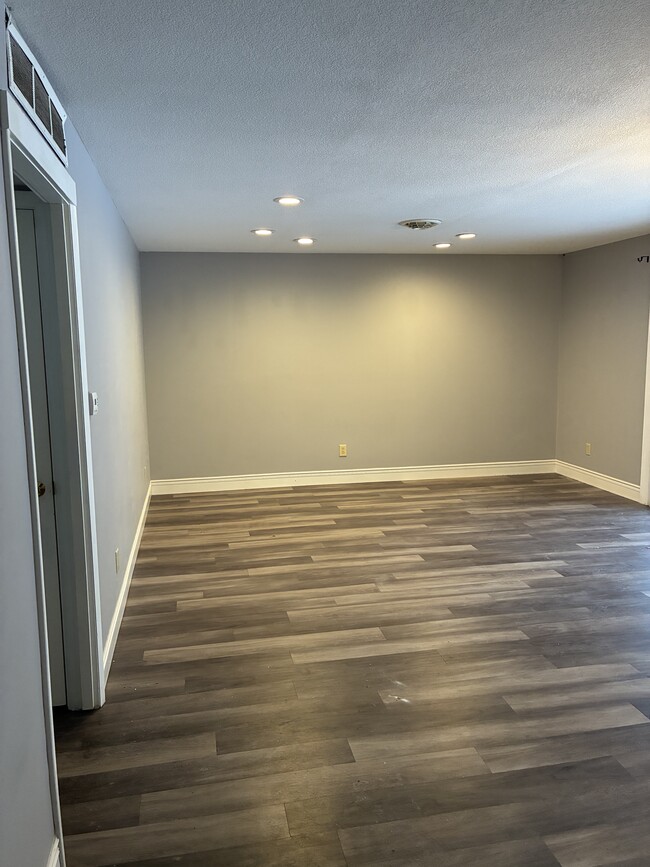 Photo - 4317 E State Blvd Unit 4317