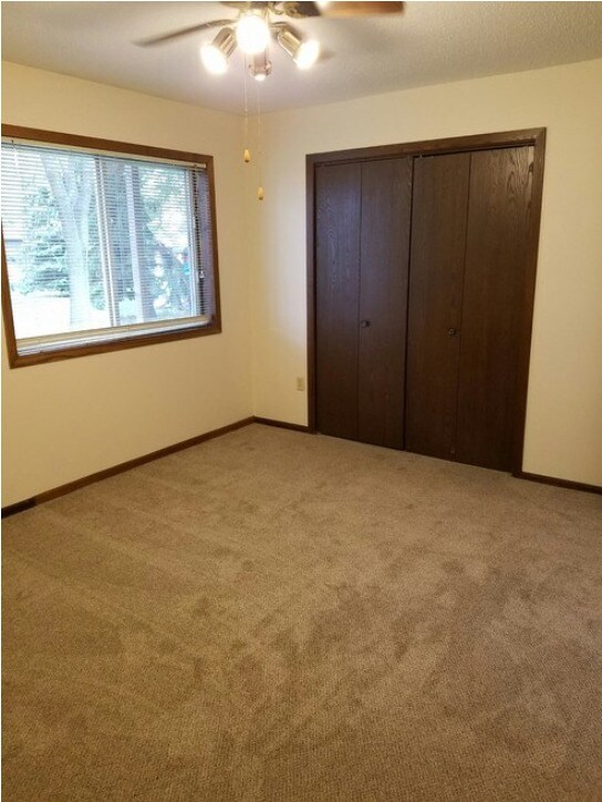 Woodridge Apartments