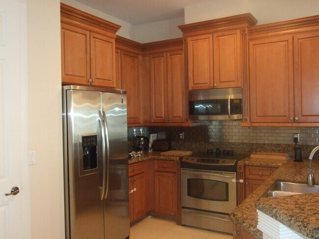 Photo - 1000 U.S. Rte 1