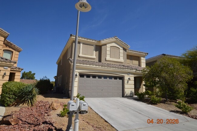 Photo - 598 Over Par Ct