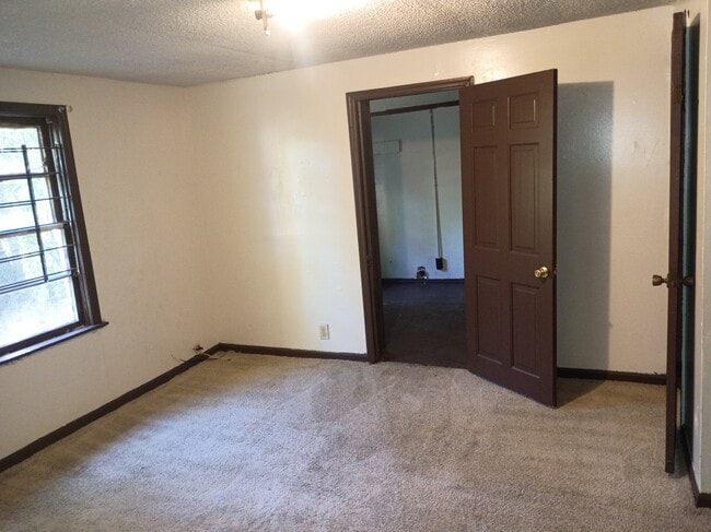 Photo - 304 Wells Ave