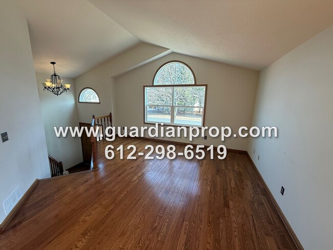 Photo - Shoreview House Available Now, Updated Kitchen & Baths, Open Floor Plan, Family Room, Mounds View...