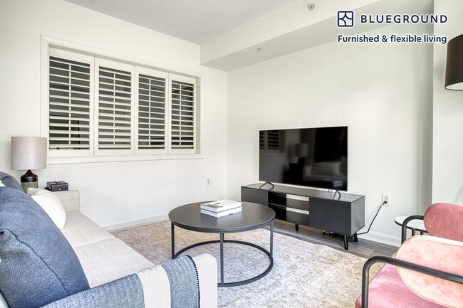 Photo - 1301 M St NW Unit FL9-ID484