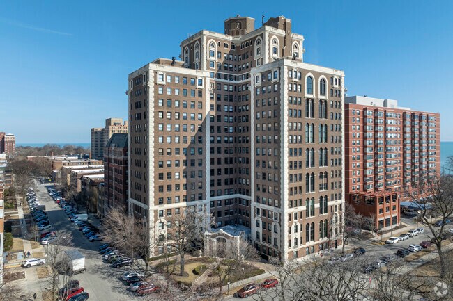 Photo - Jackson Towers