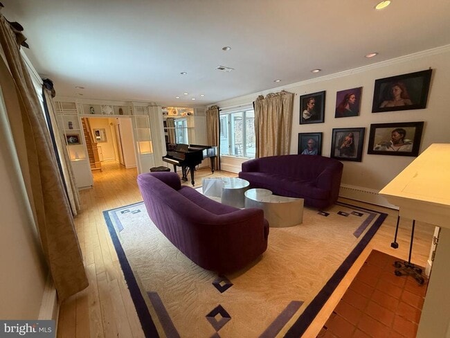 Building Photo - 3255 N Ohio St