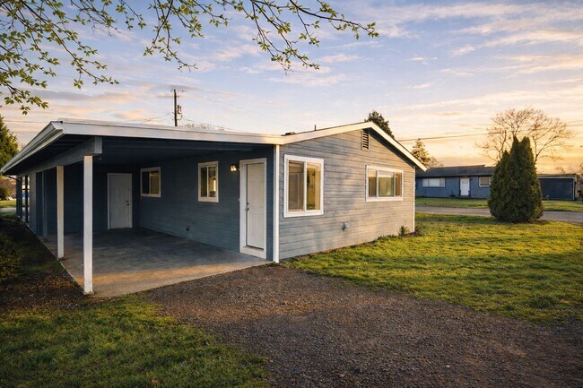 Photo - 1410 E 30th St