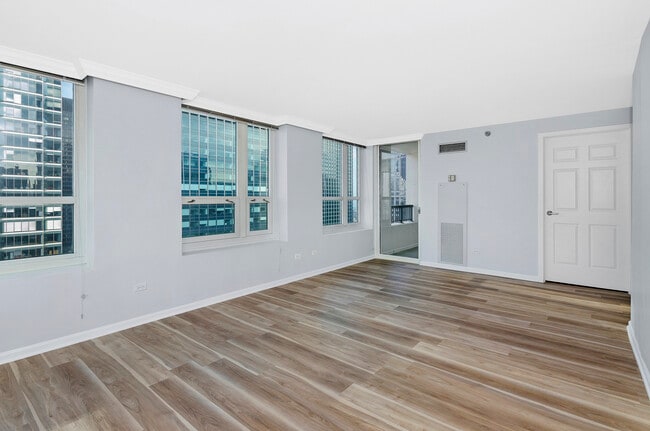 Photo - 345 N La Salle Dr Unit 4502