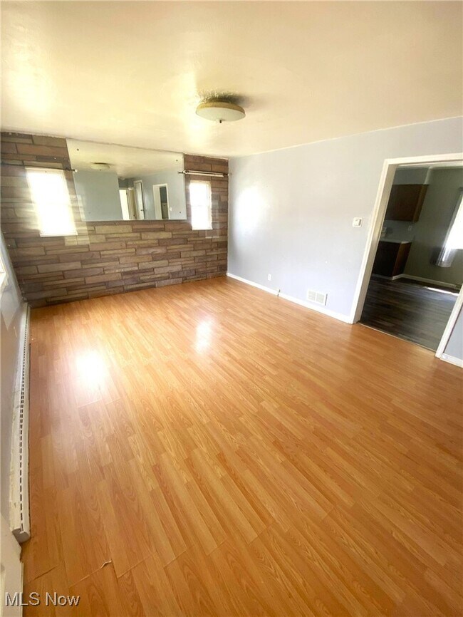 Photo - 2708 Cleveland Ave