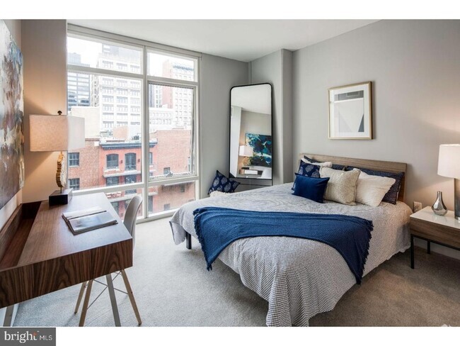 Building Photo - 1213 Walnut St Unit 2B-2601 Rental