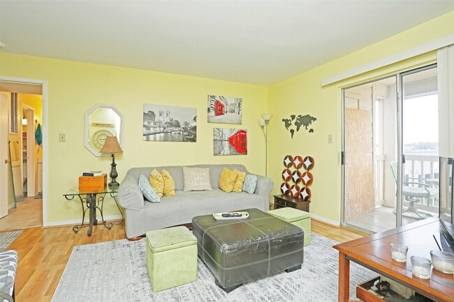 Photo - 2626 Holly Hall St Unit 1012