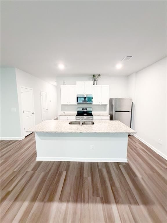Photo - 310 Oakwood Dr NW
