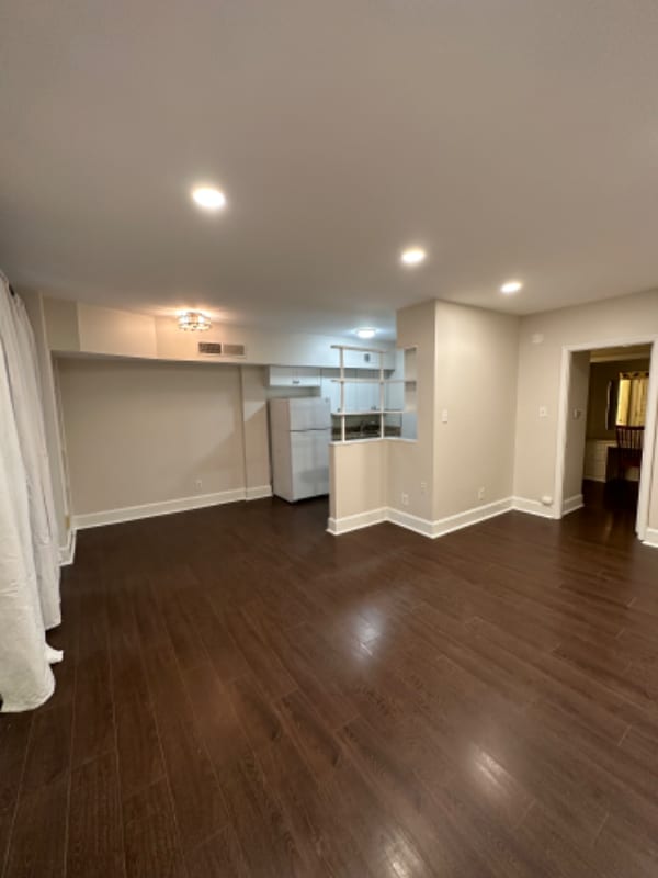 Photo - 400 Queens Rd