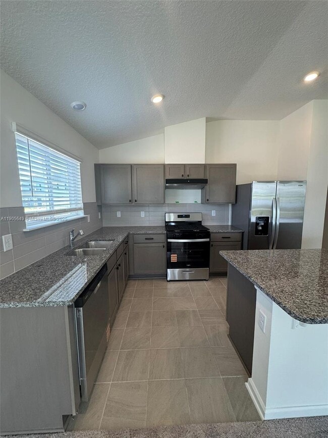 Photo - 55 Signet Cir