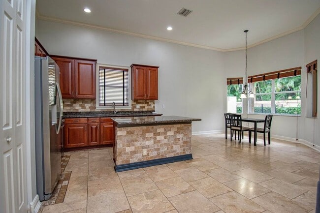 Photo - 10265 Isle Wynd Ct