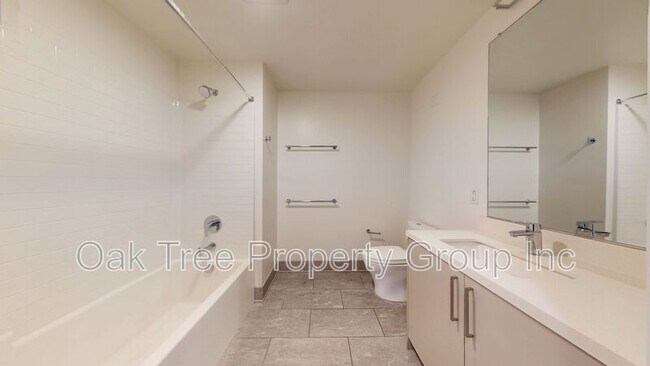 Photo - 532 Union St