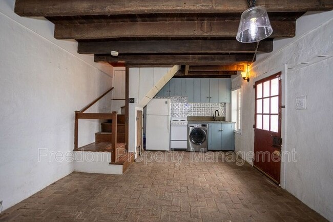 Photo - 8200 Buckland Mill Rd