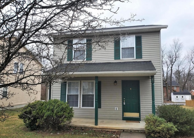 345 Woodpoint Ave  