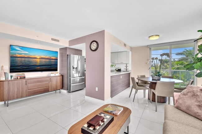9901 E Bay Harbor Dr Unit SI FL3-ID1527184P