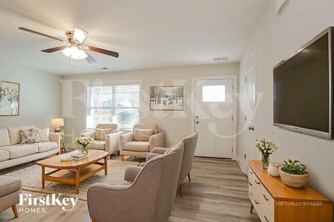 Photo - 6631 Rockwell Blvd W