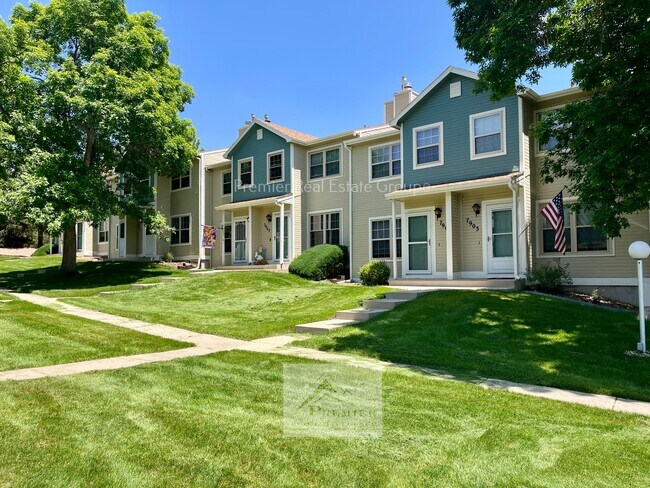 Photo - 7905 Lexington Park Dr