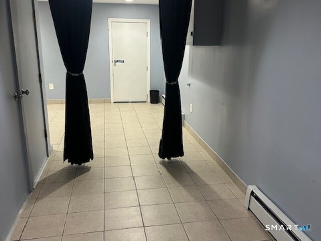 Photo - 2136 Barnum Ave