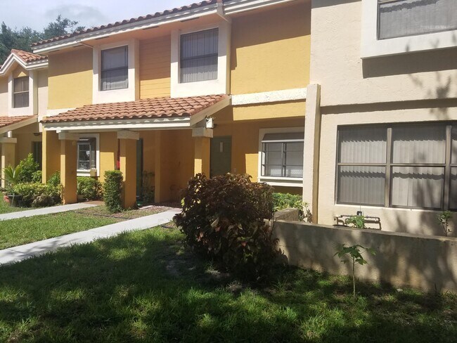 Photo - 3609 Coral Tree Cir