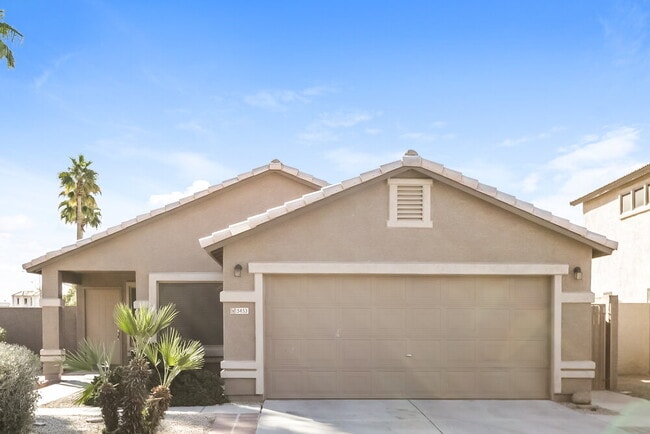 Building Photo - 5453 W Augusta Ave