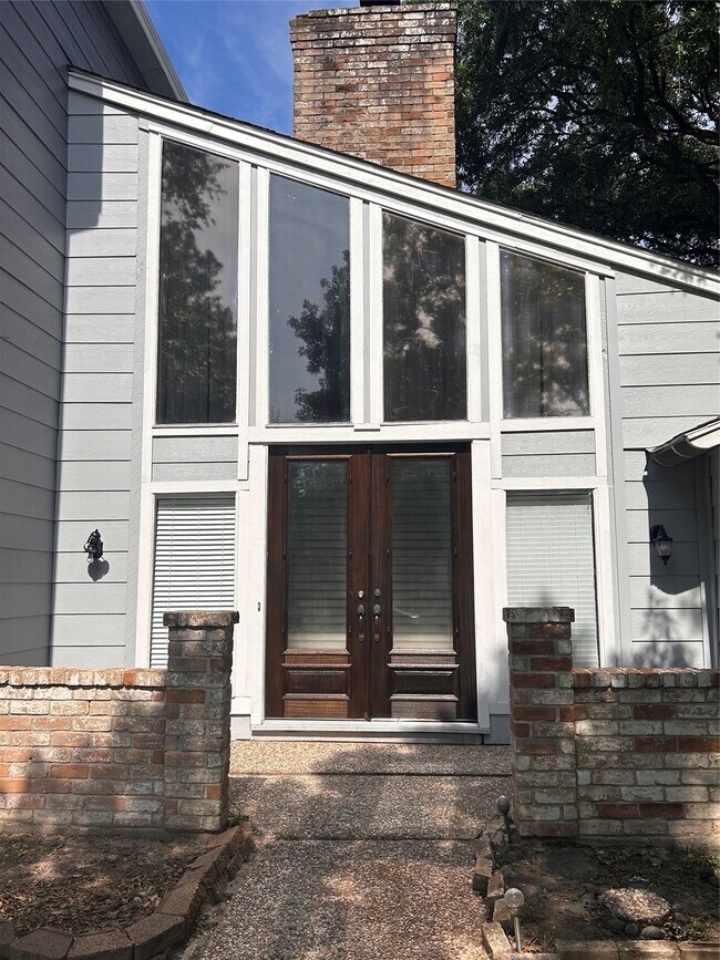 Photo - 706 Houghton Rd