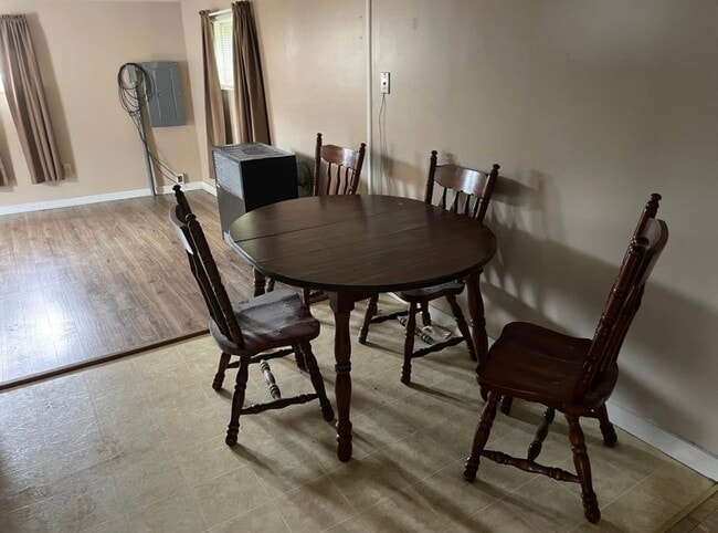 Photo - 411 W Main St