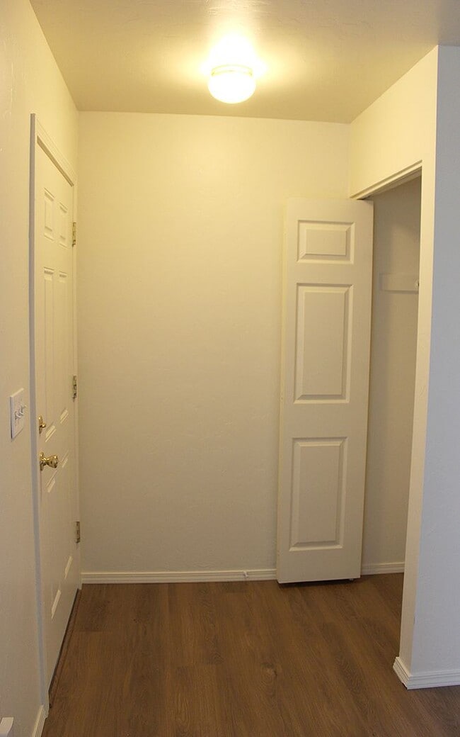 Photo - 6181 N Rockland Dr Unit B