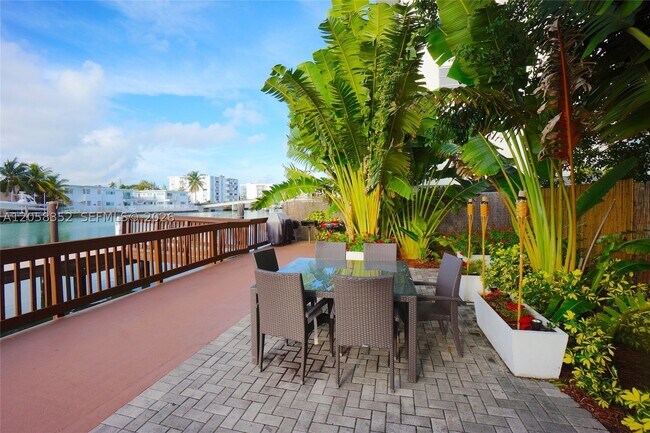 Photo - 7950 Tatum Waterway Dr Unit N12