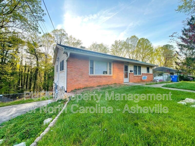 Photo - 111 Delaware Ave