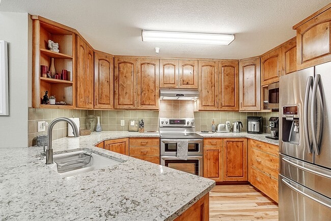Photo - Updated 3bed/3bath! 1 car garage! Heat inc...