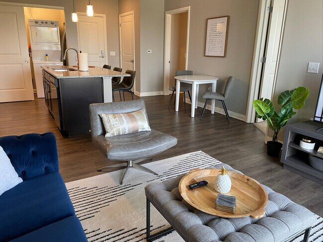 Photo - 443 W Rich St Unidad ID1257791P